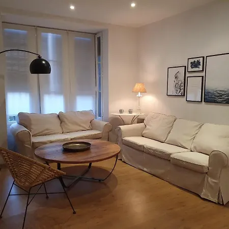 וילה Ostrero צ'יקלנה דה לה פרונטרה